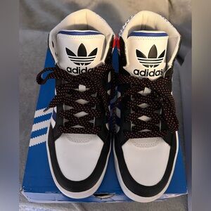 Adidas Hard Court HI J Sneakers Youth Size 6 Multicolor FV5465